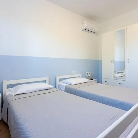 Holiday home Aqua *