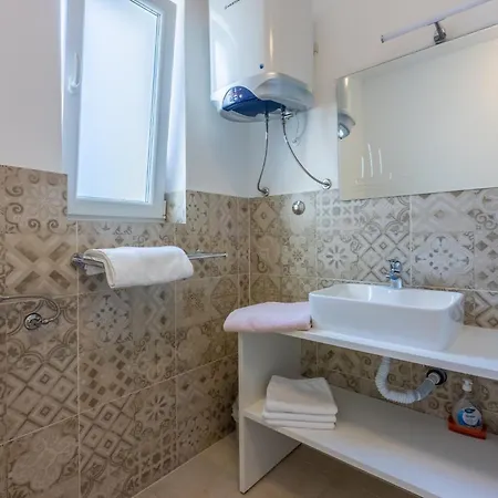 Aqua Holiday home *