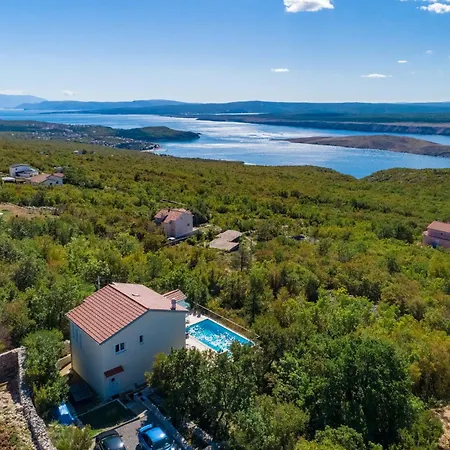 Aqua Holiday home Smrika