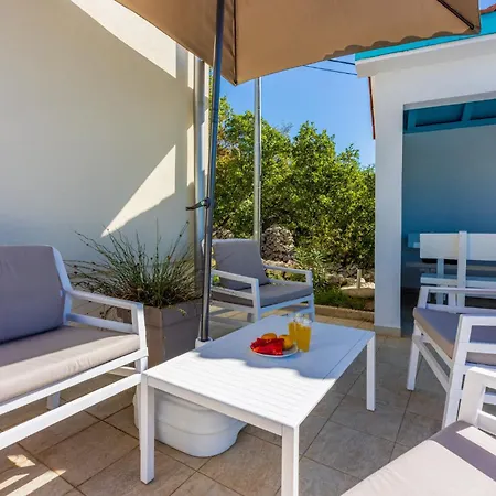Aqua Holiday home Smrika